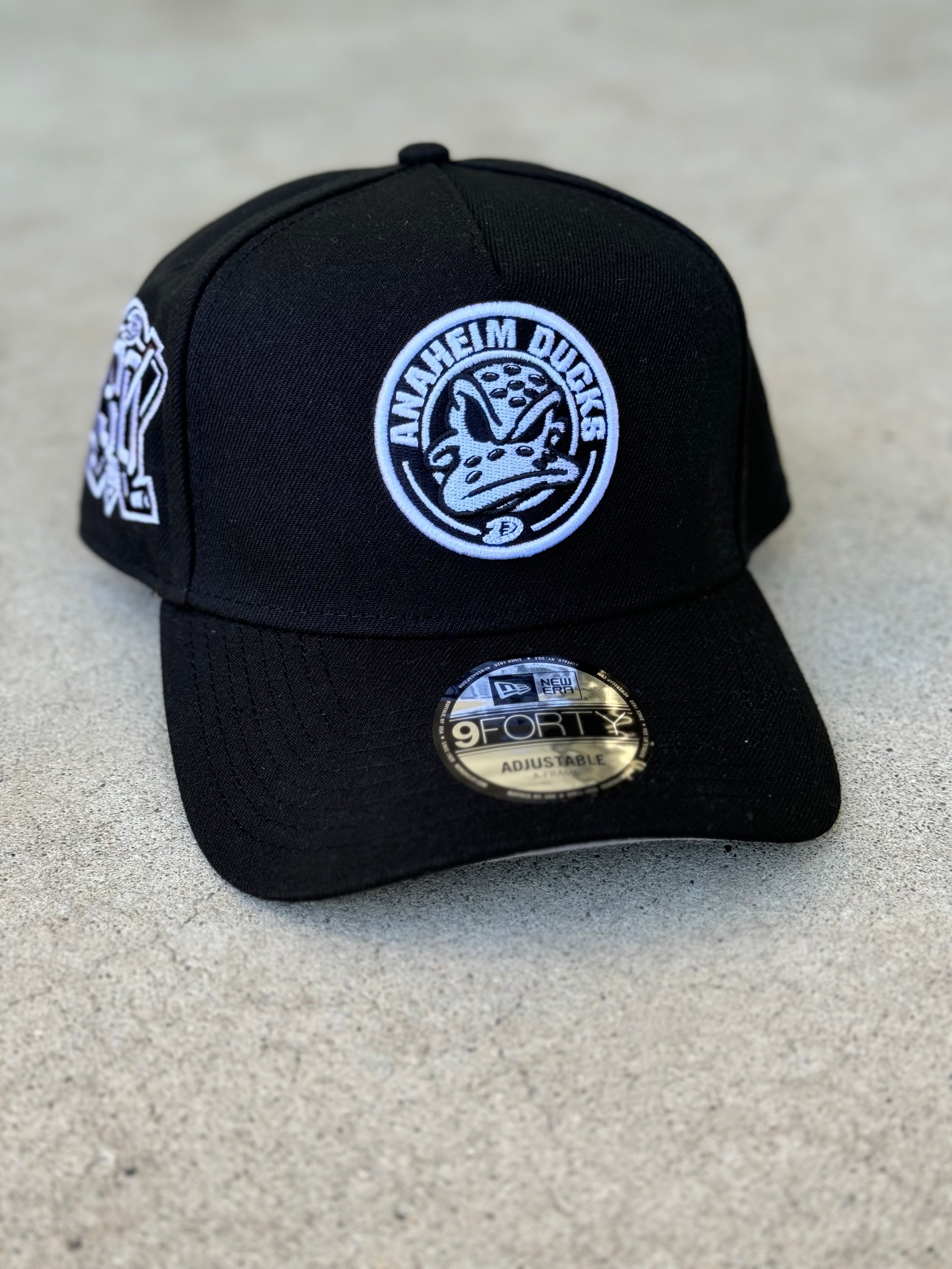 Anaheim Ducks Black 30th Patch